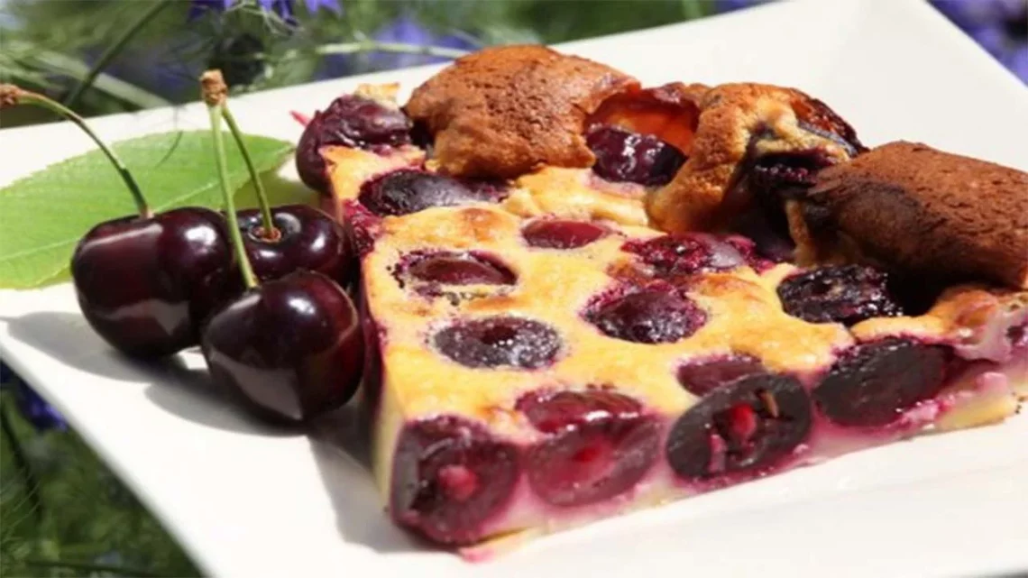 Clafoutis aux cerises tout simplement