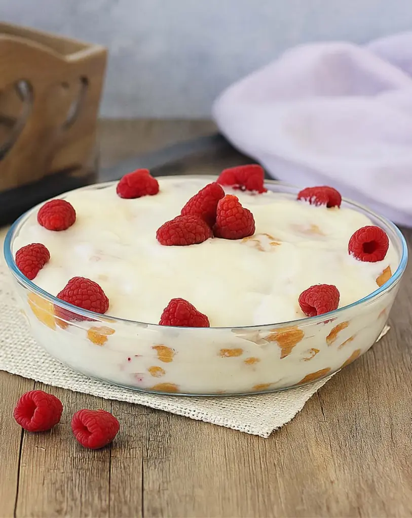 Tiramisu au yaourt et aux framboises sans œufs