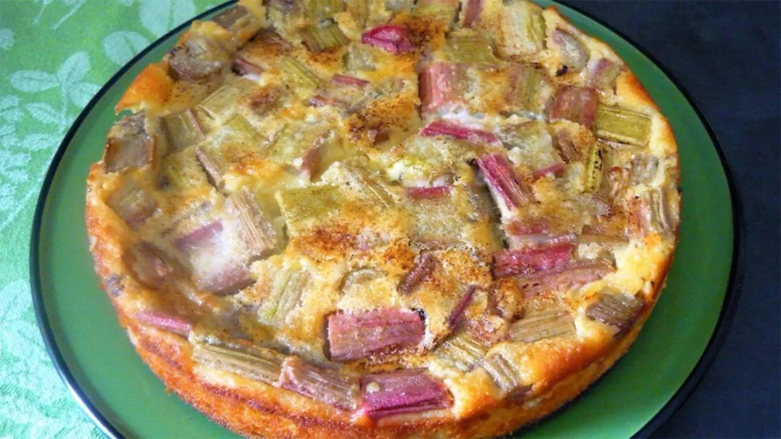 Clafoutis à la Rhubarbe Minceur