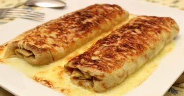 Ficelle Picarde: crêpe garnie de jambon et champignons