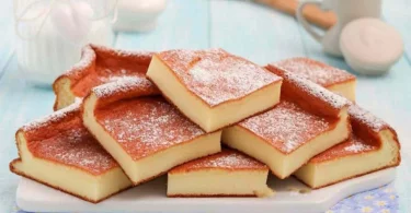 Gâteau magique au yaourt sans farine ni beurre