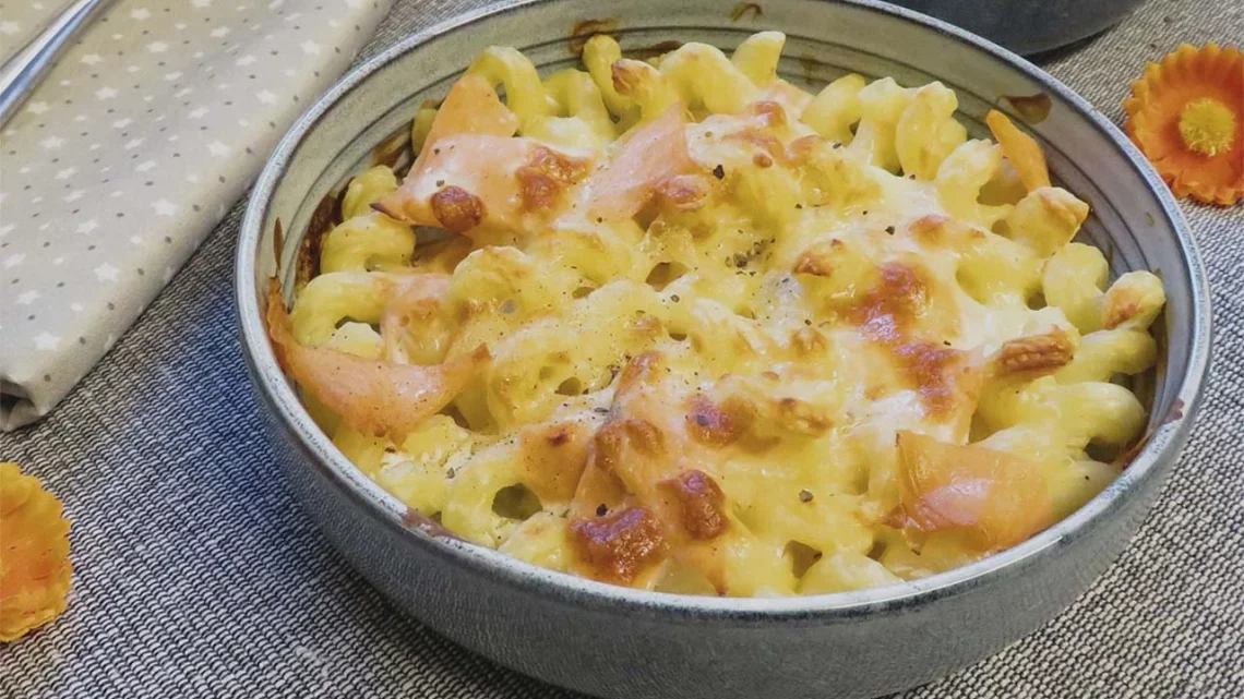 Gratin de pâtes au saumon fumé