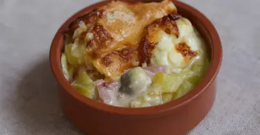 Tartiflette aux poireaux et champignons