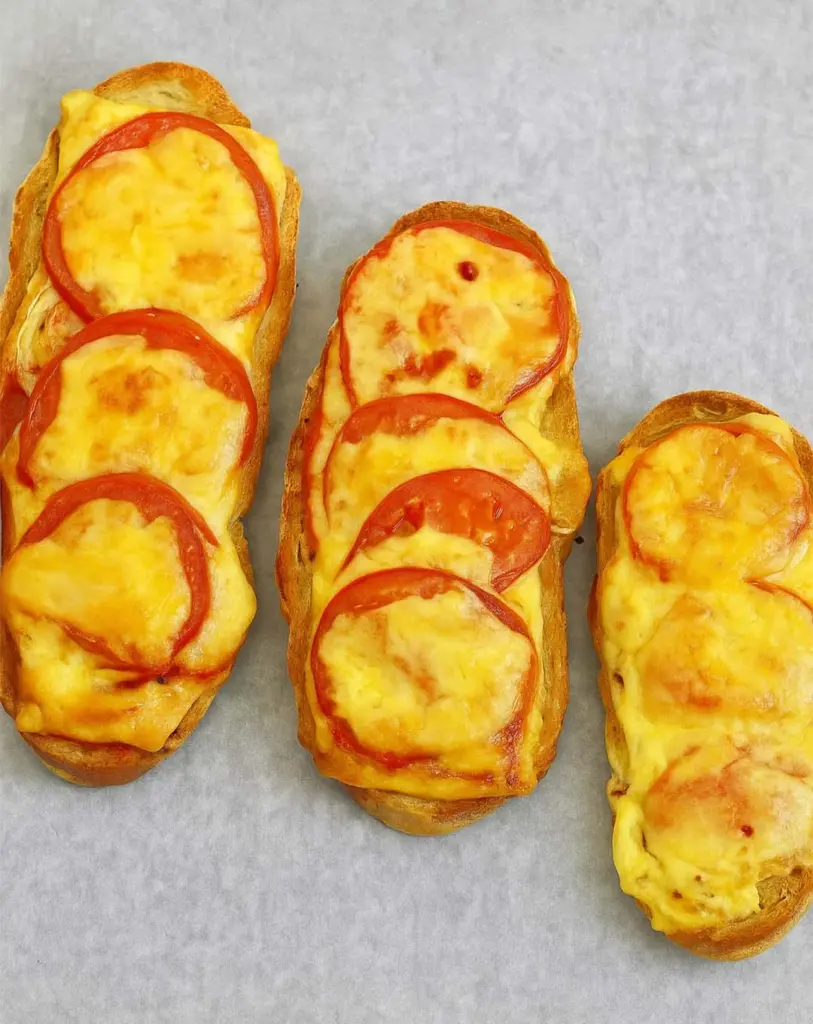 Croûte-Paysanne-au-fromage-fondant