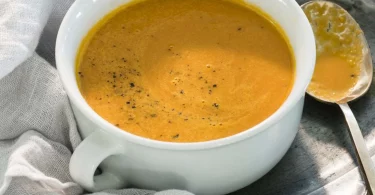 Recette : 3 jours de soupe brûle-graisse à consommer à volonté pour perdre du poids, dégonfler le ventre et réduire les inflammations