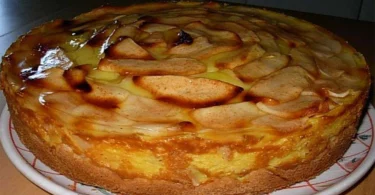 Tarte-flan aux pommes à l’ancienne, sans sucre et délicieuse