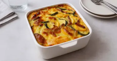 Gratin de courgettes aux lardons : une recette familiale savoureuse
