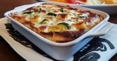 Gratin de courgettes aux lardons : une recette familiale savoureuse