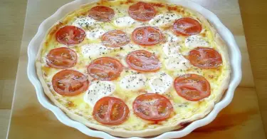 Quiche aux tomates et fromage de chèvre : recette facile et gourmande à l’italienne