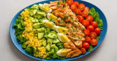 Salade de Saumon à l’Avocat – Recette Facile et Équilibrée