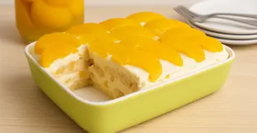 Tiramisu aux pêches au sirop : recette facile et gourmande sans cuisson