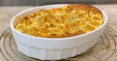 Clafoutis aux mirabelles façon Cyril Lignac : une recette facile et fruitée
