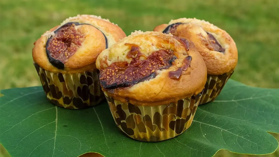 Muffins aux figues moelleux : une recette facile pour sublimer les fruits de saison