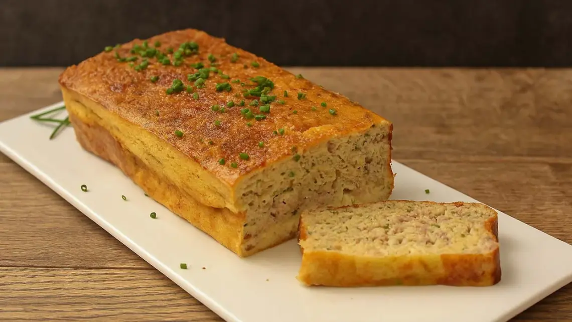 Pain au Thon de Ma Grand-mère : Recette Facile et Savoureuse