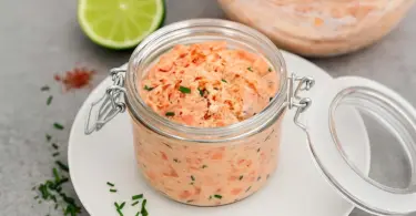 Rillettes au saumon frais et saumon fumé : une tartinade fraîche et savoureuse