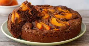 Gâteau aux abricots et cacao : un dessert fruité et gourmand