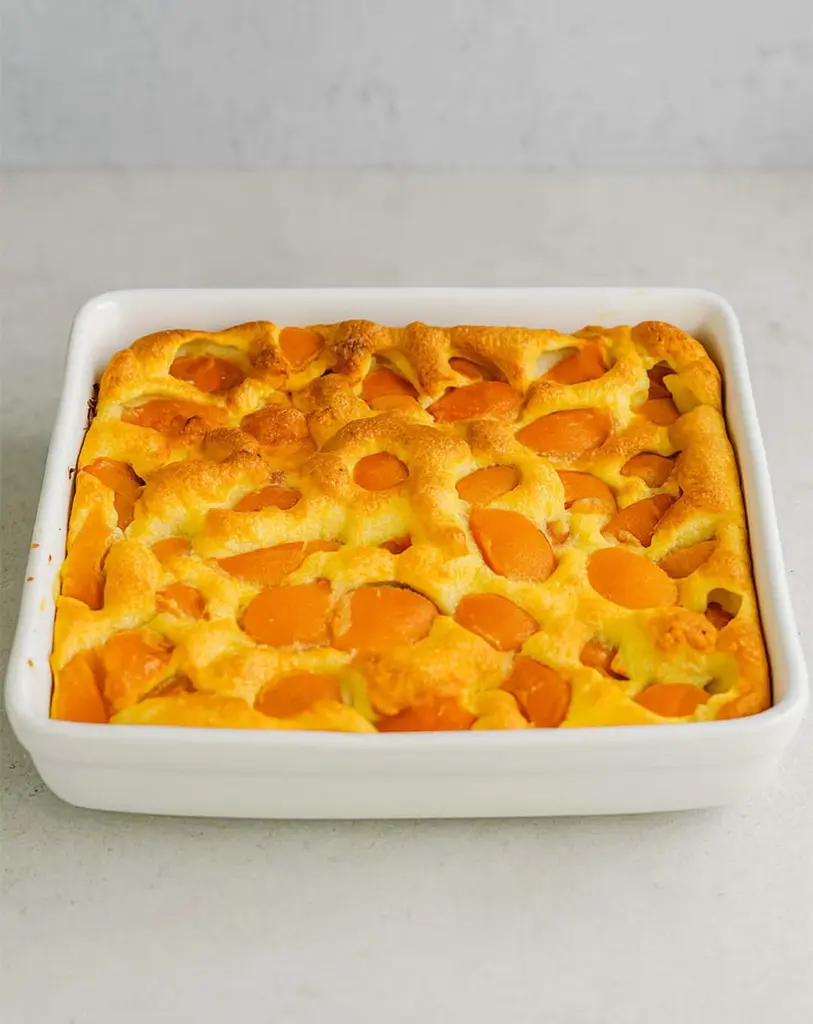 Gâteau léger aux abricots sans sucre raffiné : une recette rustique et fruitée