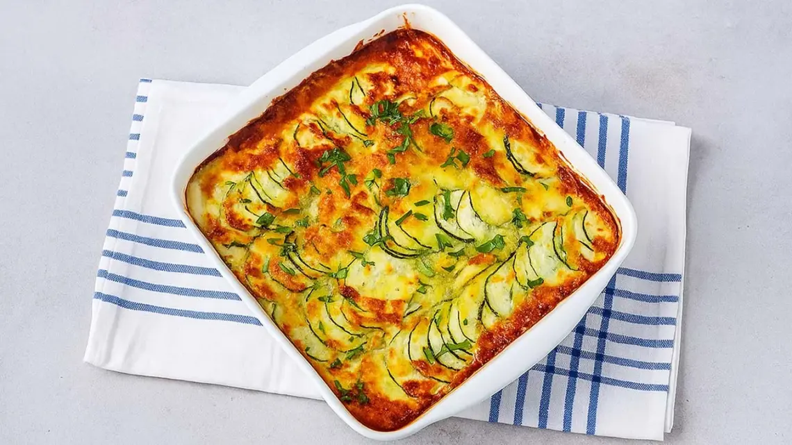 Gratin de courgettes et pommes de terre à la crème : une recette facile et fondante au four