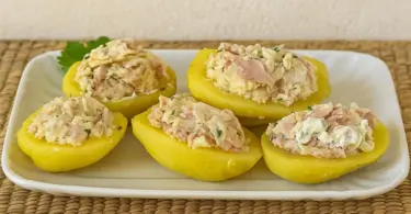 Pommes de terre farcies froides au thon : une recette rapide et crémeuse