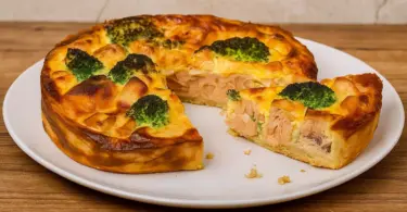 Tarte saumon brocolis à la crème : une recette facile et savoureuse