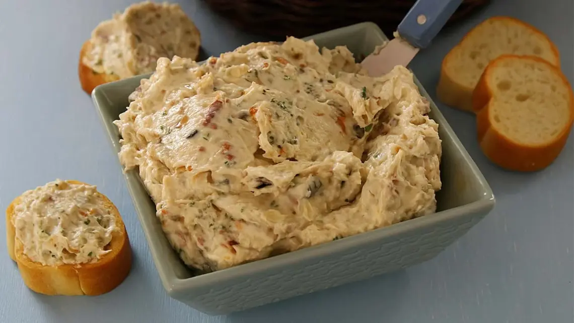 Tartinade toscane aux artichauts et tomates séchées