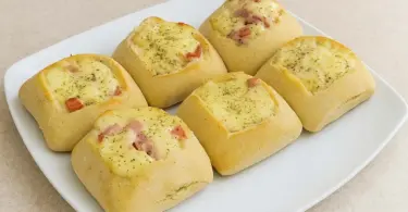 Pain garni jambon mozzarella une idée apéro facile et fondante