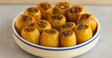 Pommes de terre farcies à la viande hachée : un plat familial