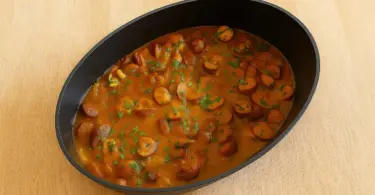 Rougail saucisses réunionnais : un plat épicé aux saveurs exotiques