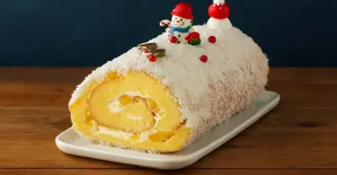Bûche de Noël ananas coco mascarpone : dessert frais et facile pour les fêtes