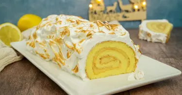 Bûche de Noël citron meringuée : dessert frais et élégant pour les fêtes