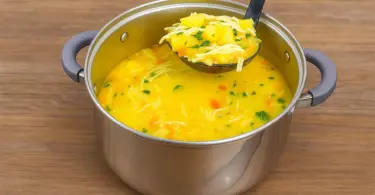 Soupe brûle-graisses : soupe détox, soupe au chou et soupe minceur au potiron, manger jour et nuit