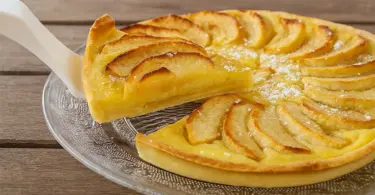 Tarte aux pommes et à la crème fraîche : une douceur classique et gourmande