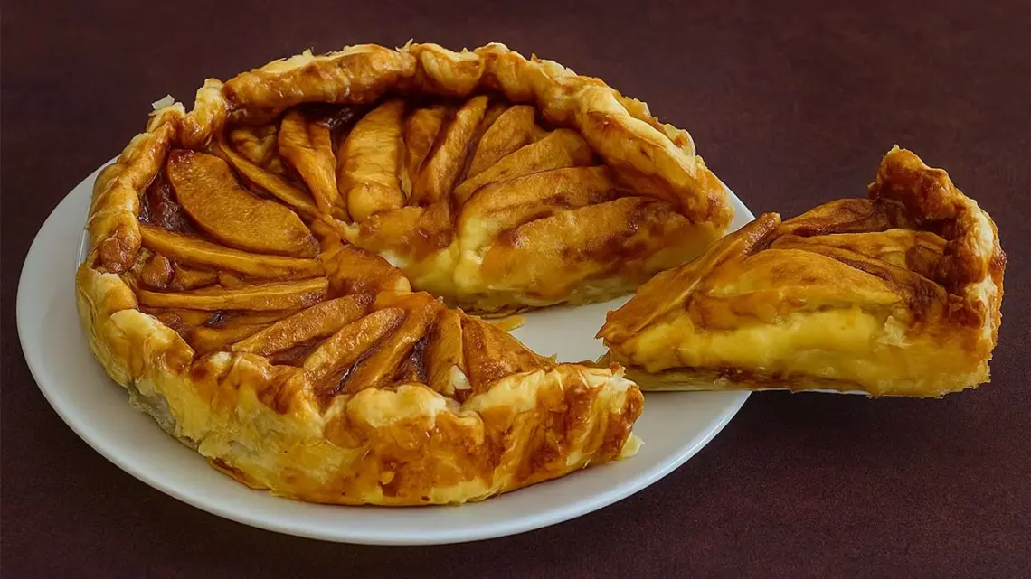 Tarte aux pommes flambée : Recette française irrésistible