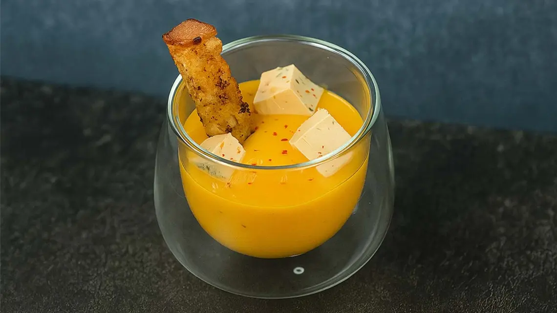 Verrines potimarron aux épices, foie gras et mouillette de pain d’épices : une entrée chic et festive