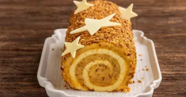 Bûche de Noël au café et au praliné : dessert de fête facile et raffiné