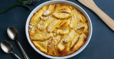 Clafoutis aux pommes : un dessert traditionnel français