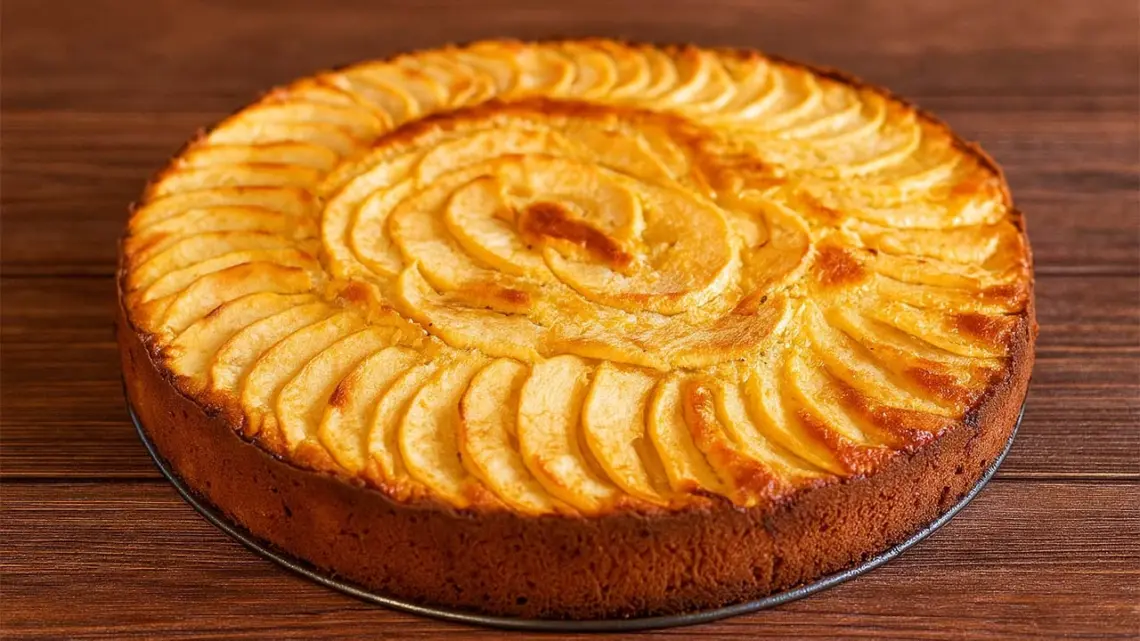 Moelleux aux pommes et à la frangipane : dessert fondant prêt en 40 minutes