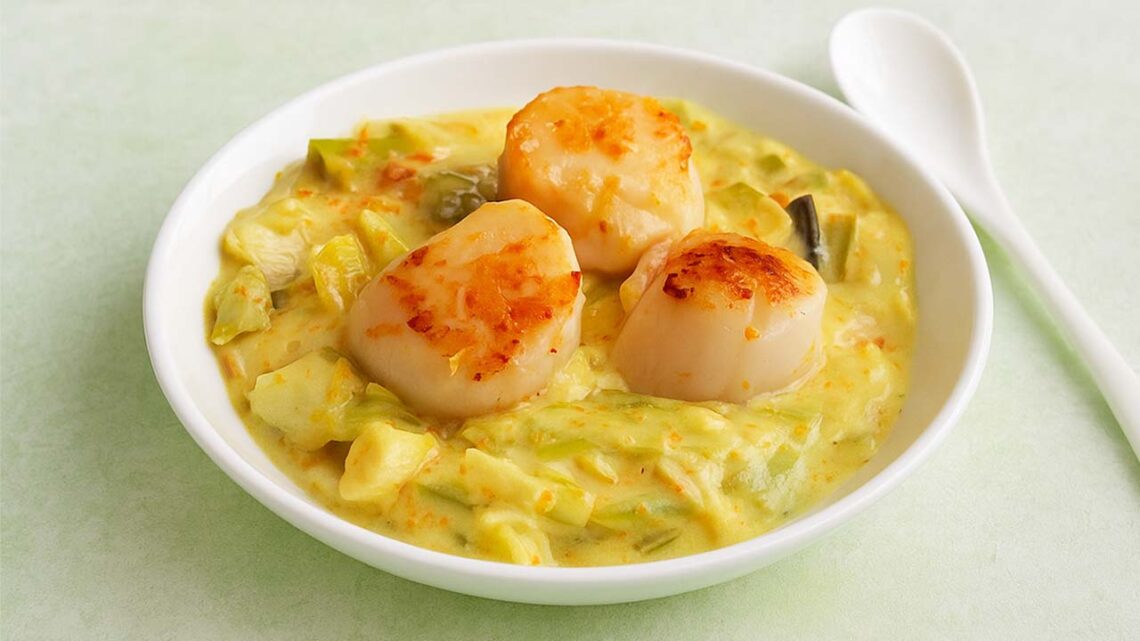 Saint-Jacques fondue de poireaux à l’orange : un plat festif pour les fêtes de Noël