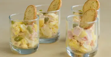 Salade de pommes de terre en verrines : entrée fraîche, prête en 20 minutes