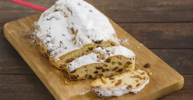 Stollen de Noël traditionnel : la vraie recette allemande au massepain