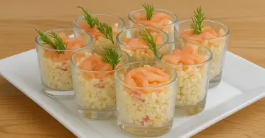 Verrines Perles Océanes : Une Entrée Fraîche au Surimi et Saumon Fumé