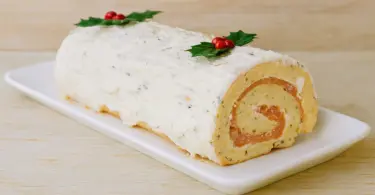 Bûche au Saumon Fumé et Fromage Frais : Entrée Festive Maison