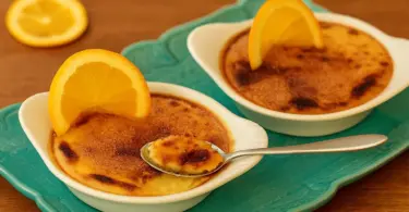 Crèmes Brûlées à l’Orange et Romarin : un Dessert Gourmand et Aromatique