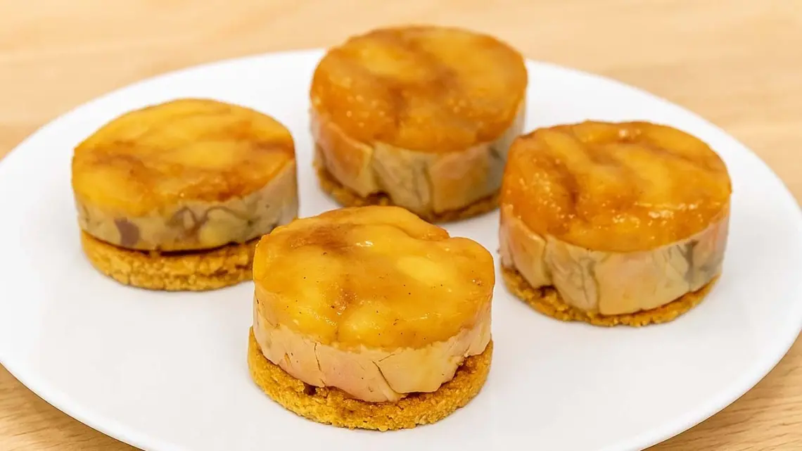 Mini Tatins de Foie Gras aux Pommes : un Apéro Raffiné pour les Repas de Fête