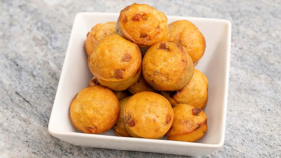 Petites bouchées au chorizo et gruyère : apéritif convivial prêt en 35 minutes