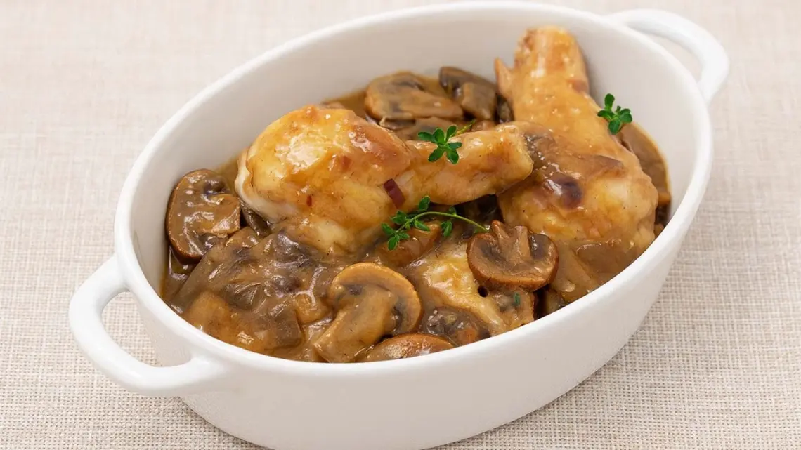 Poulet chasseur maison aux champignons : plat familial authentique