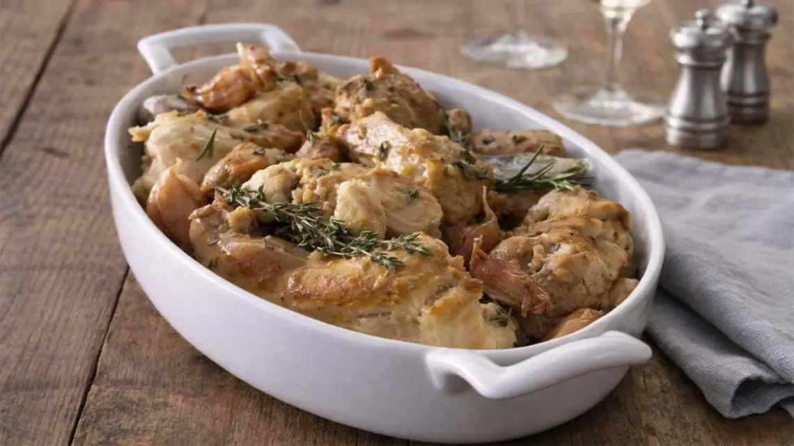 Ragoût de lapin au vin blanc et au romarin : plat mijoté gourmand et authentique