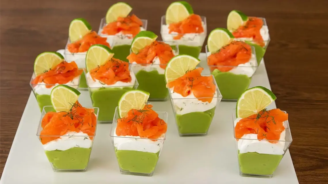 Verrines Avocat Saumon Fumé : Entrée Fraîche en Quelques Minutes