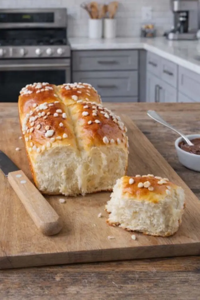 Brioche maison sans beurre ni sucre raffiné : recette saine et moelleuse