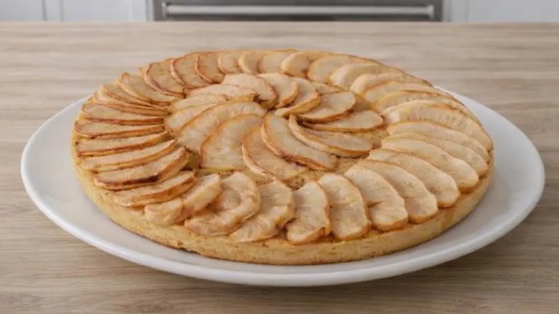 Tarte légère aux pommes sans pâte : dessert facile et peu calorique